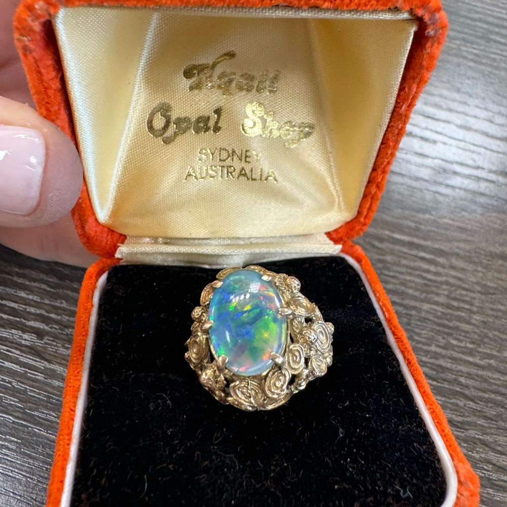 Gold Opal Ring - image 7